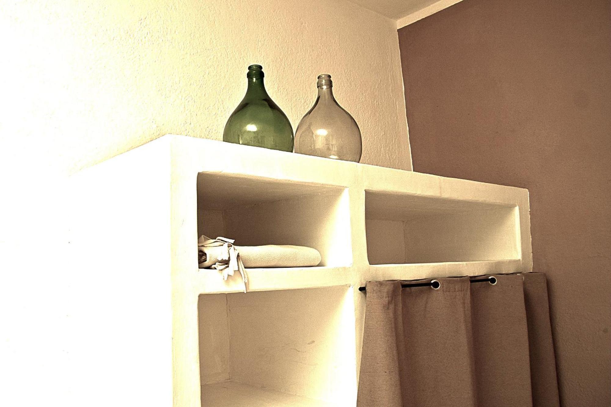 Is Scabas Guestrooms Solarussa Extérieur photo
